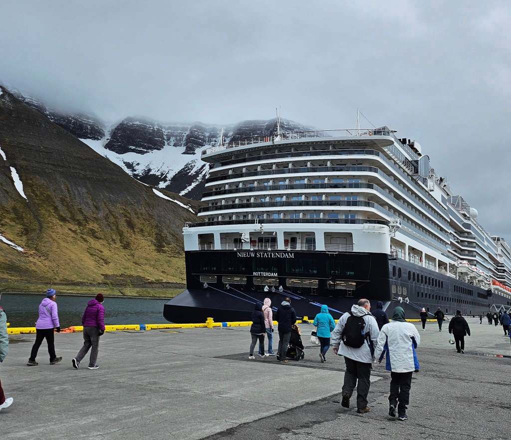  IN THE WAKE OF THE&nbsp;LONGBOATS